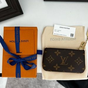 *SOLD* NWT Louis Vuitton Key Pouch in Monogram